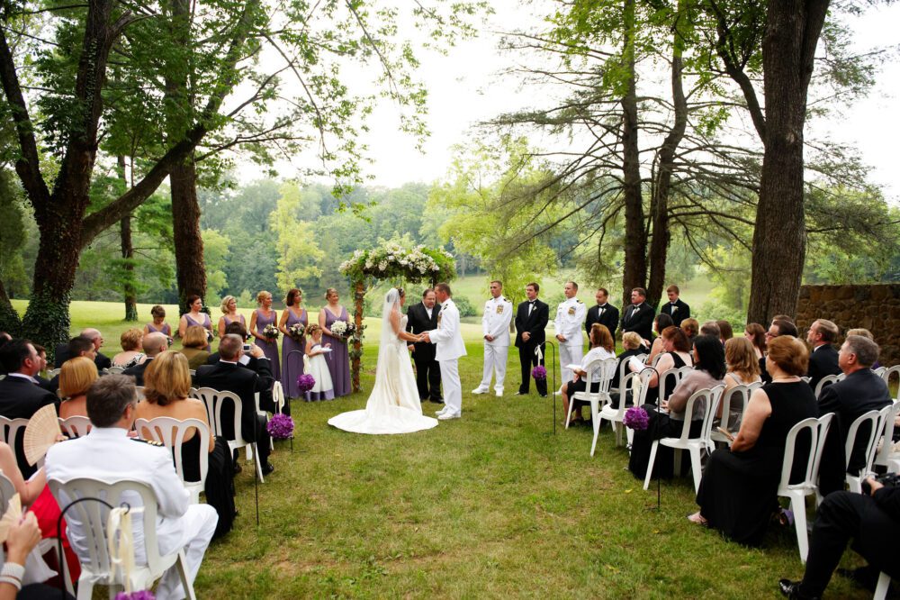 Getting Married at Poplar Springs Manor in Warrenton, VA? Let's Make Magic Together. 1 F DeliceJeffWed09 1499