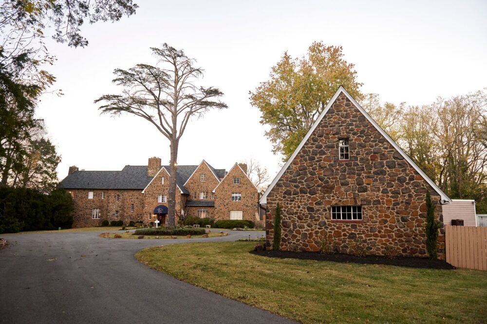 Abigail & Corey’s Wedding at Poplar Springs Manor — A Full-Circle Warrenton Love Story 2 P Abigail Corey Wed Oct 2025 1426